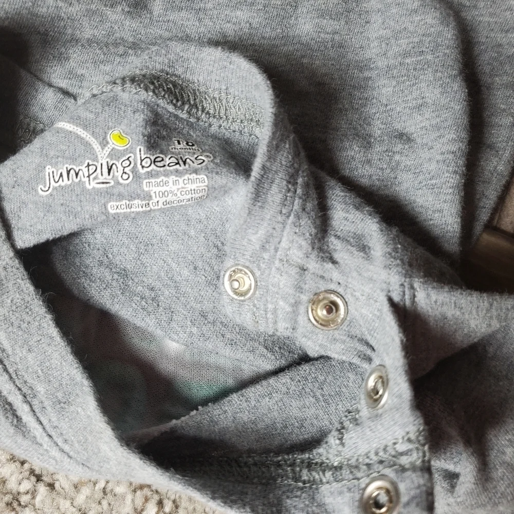 Garanimals, Jumping Beans & Carter's Toddler Boys Casual Top Bundle Size 18m EUC